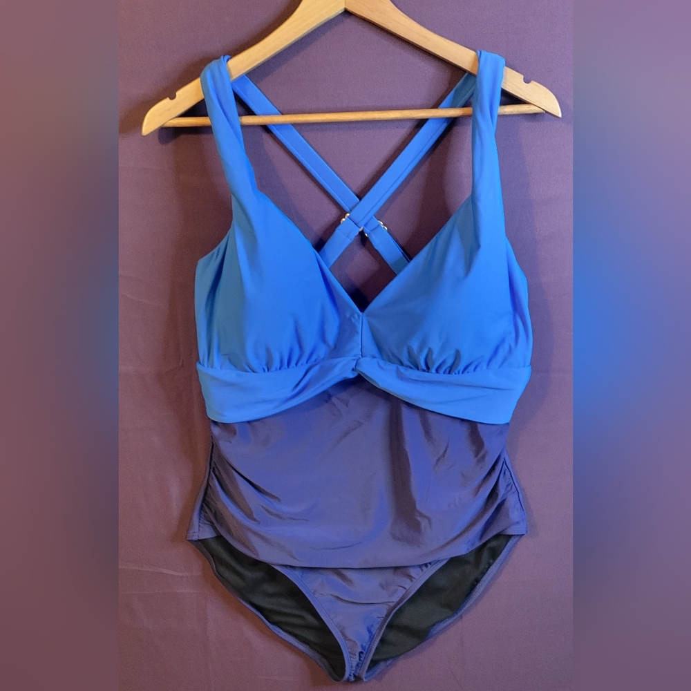 Chaps Blue Womens Swim Slimming One Piece. Size 16W